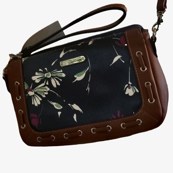 Cross body/ clutch floral purse - Picture 1 of 5